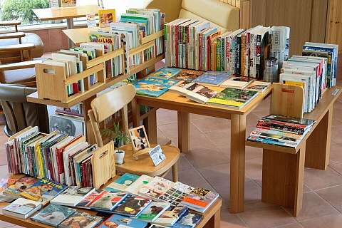 1階書棚A